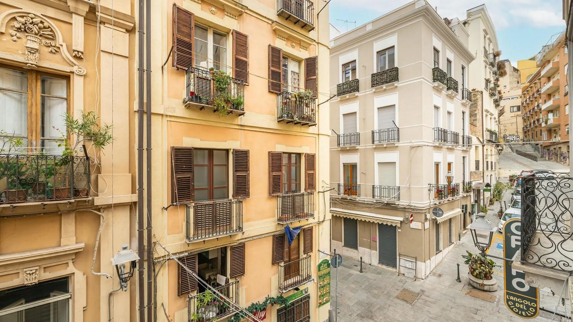 Alla Marina Cagliari 0*,  Italy